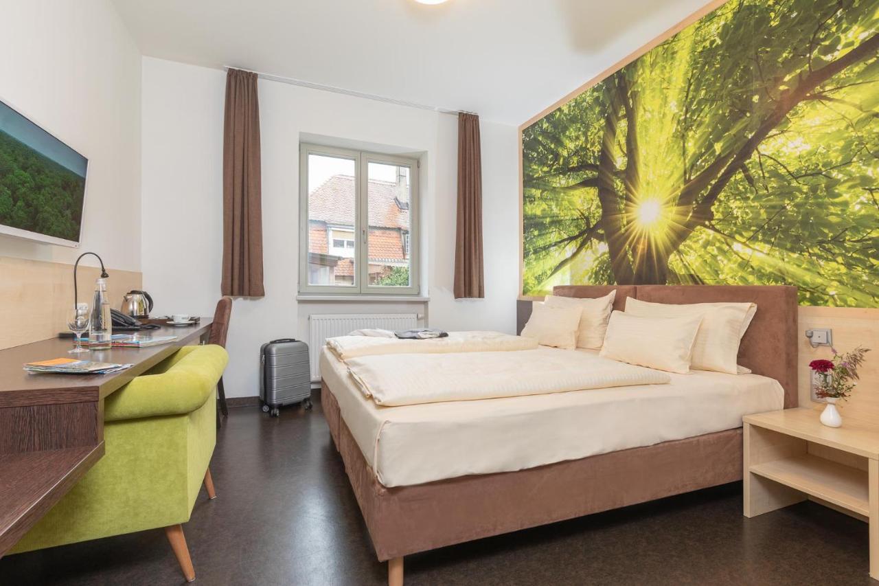 Radlhotel Wassertrüdingen Exteriör bild