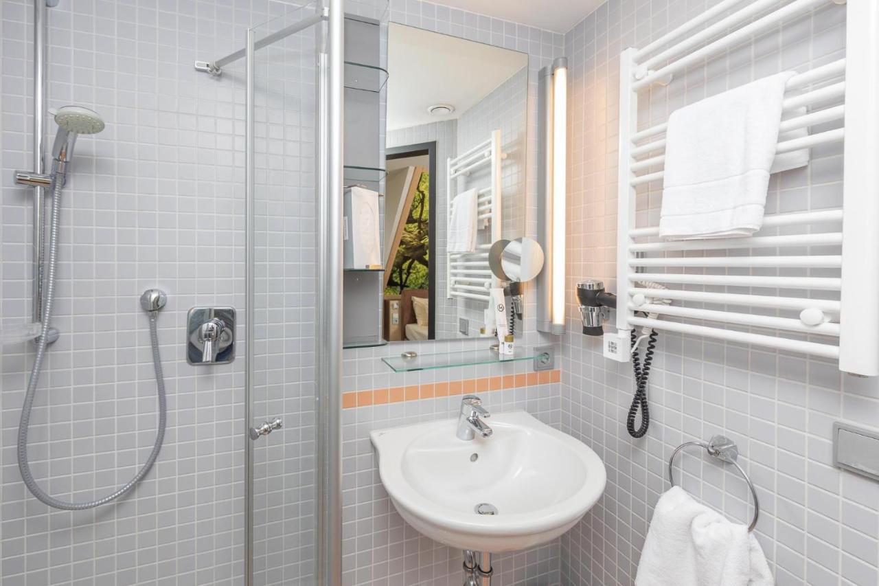 Radlhotel Wassertrüdingen Exteriör bild