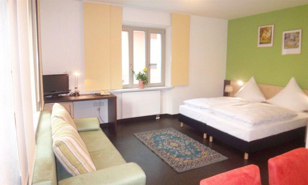 Radlhotel Wassertrüdingen Exteriör bild