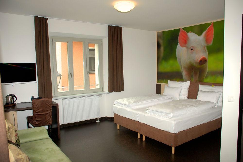 Radlhotel Wassertrüdingen Exteriör bild